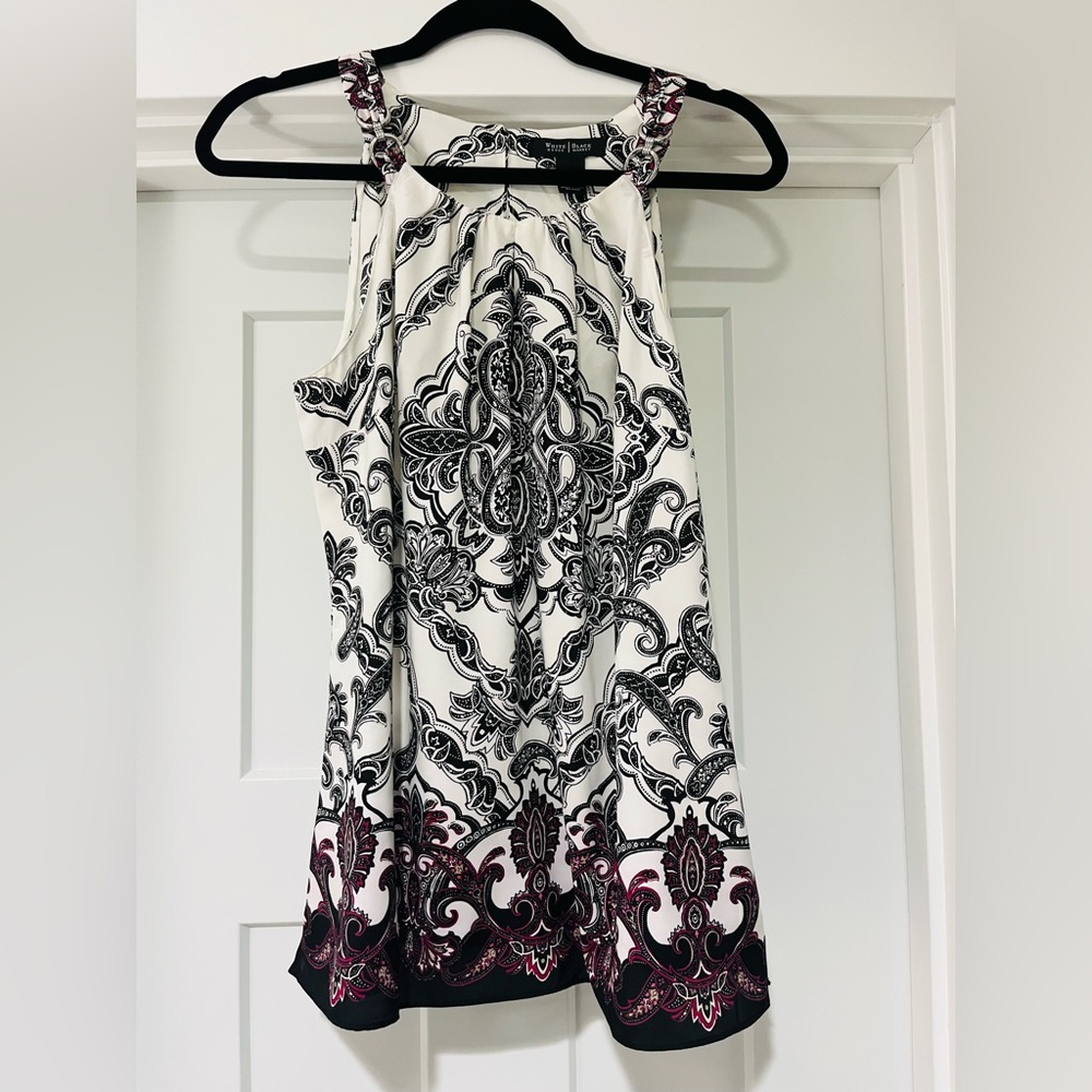 NWT. White House Black market sleeveless blouse. Size 10, medium.